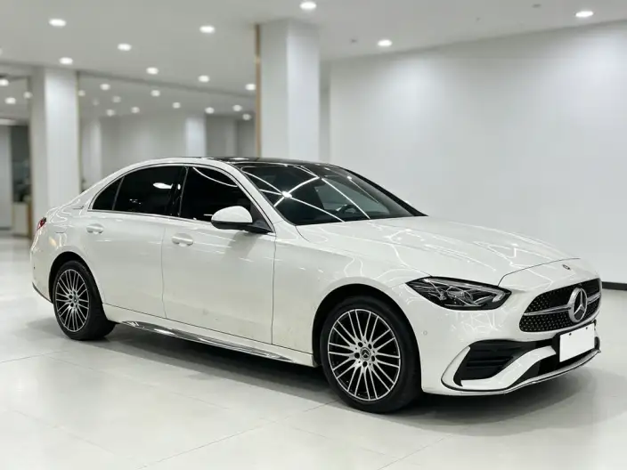Mercedes-Benz C-Class 2023 Model C 260 L Sports Edition – фото 3