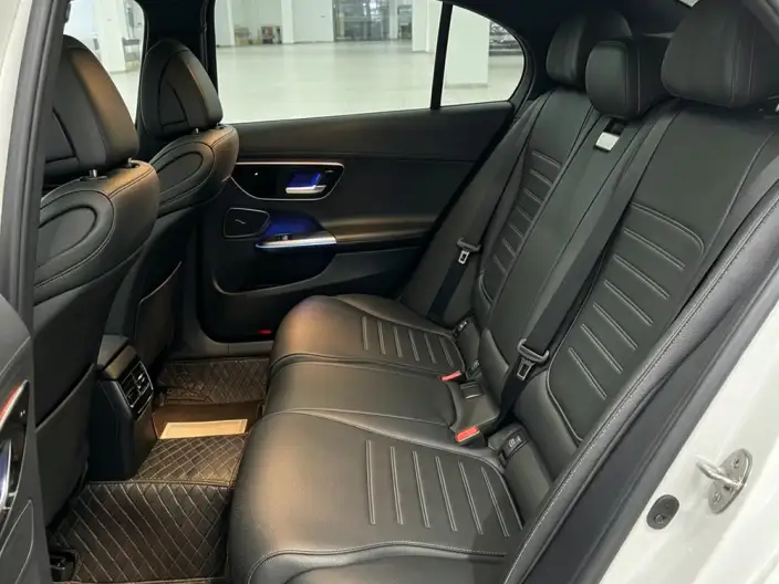 Mercedes-Benz C-Class 2023 Model C 260 L Sports Edition – фото 9