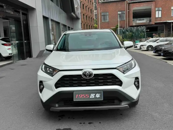 Toyota RAV4 2023 Model 2.0L CVT 2WD Fashion edition