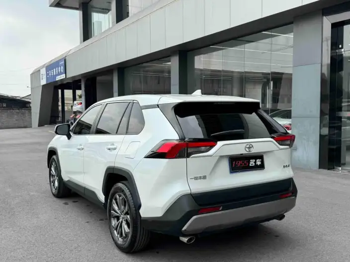 Toyota RAV4 2023 Model 2.0L CVT 2WD Fashion edition
