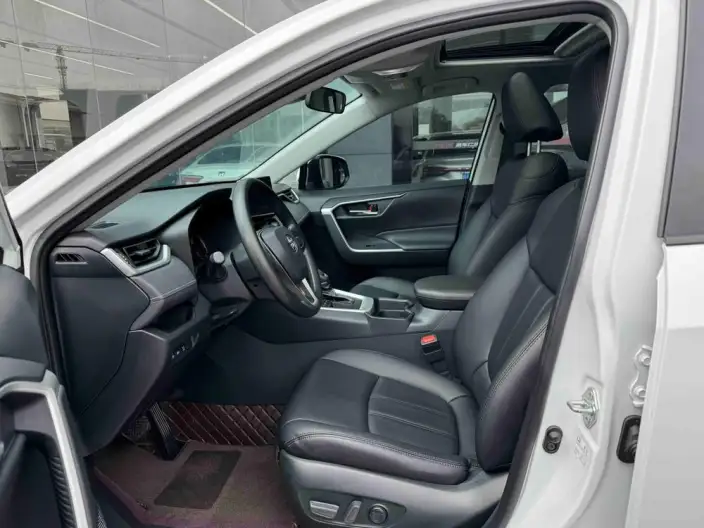 Toyota RAV4 2023 Model 2.0L CVT 2WD Fashion edition – фото 8