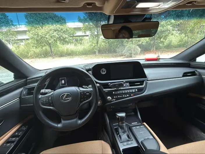 Lexus ES 2021 Model 200 Superior Edition – фото 5