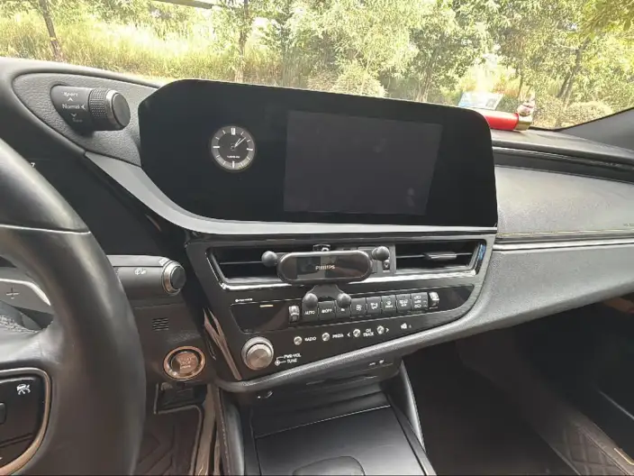 Lexus ES 2021 Model 200 Superior Edition – фото 8
