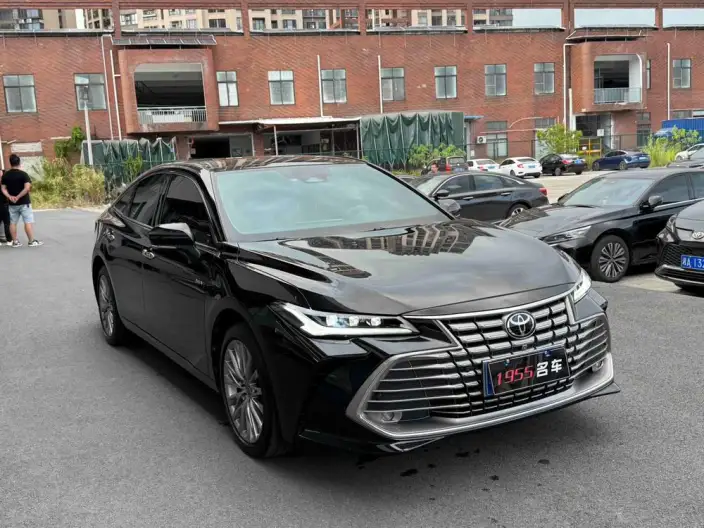 Toyota Avalon 2024 Model Intelligent Hybrid 2.0L E-CVT Premium Edition