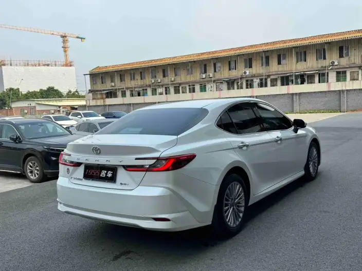 Toyota Camry 2024 Model Hybrid 2.0HGVP Deluxe Edition – фото 6