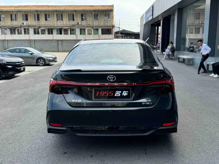 Toyota Avalon 2024 Model Intelligent Hybrid 2.5L E-CVT XLE Premium Edition – фото 5