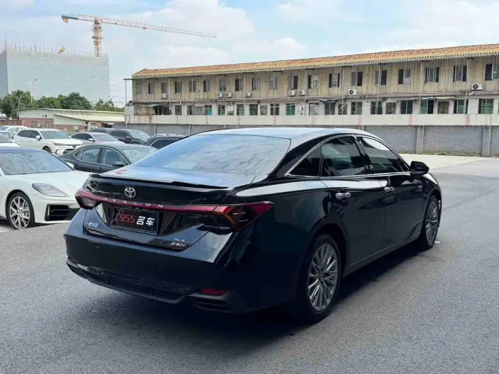 Toyota Avalon 2024 Model Intelligent Hybrid 2.5L E-CVT XLE Premium Edition – фото 6