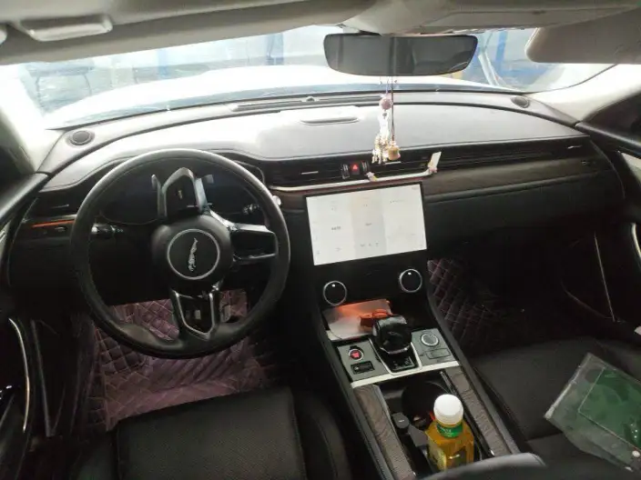 Jaguar XFL 2022 Model 2.0T P250 2WD Exclusive Deluxe Edition – фото 6
