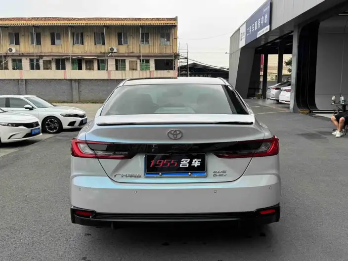 Toyota Camry 2024 Model Hybrid 2.0HS Sports Edition – фото 5