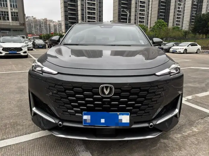 Changan UNI-K 2021 Model 2.0T Luxury Model