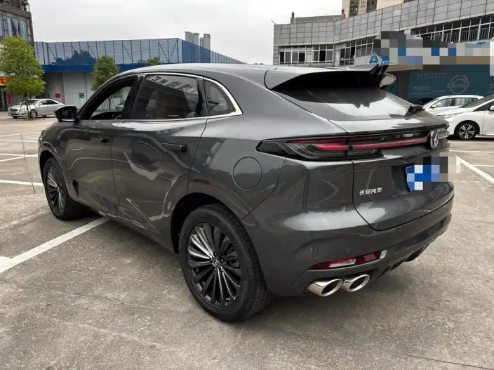 Changan UNI-K 2021 Model 2.0T Luxury Model