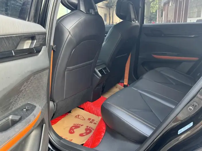 Changan UNI-V 2023 Model 1.5T Sports Edition – фото 9