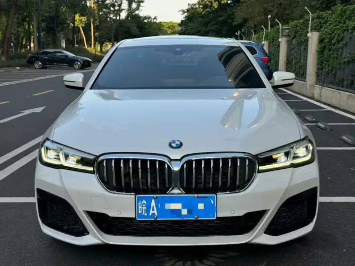 BMW 5 Series 2022 Model 525Li M Sports Set