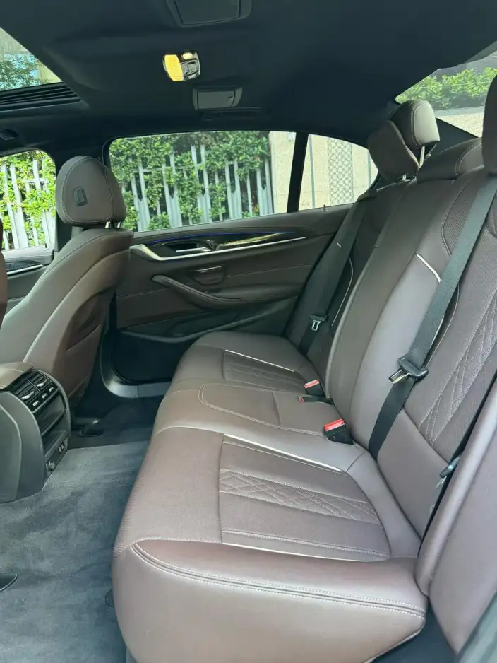 BMW 5 Series 2022 Model 525Li M Sports Set – фото 9
