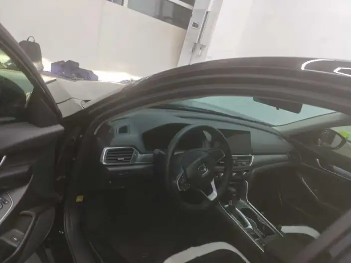 Honda Accord 2022 Model 260TURBO Deluxe Edition – фото 5