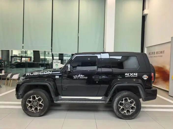 BAIC BJ40 2024 Model 2.0T Automatic 4WD Tribute to the 2020 Honor Edition