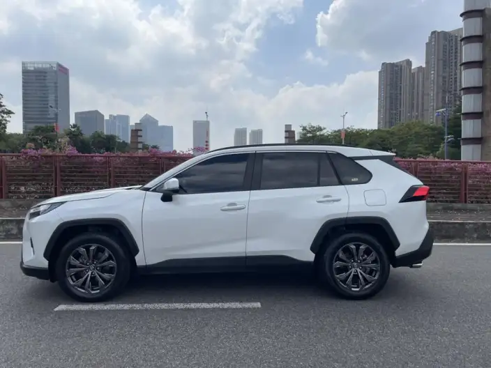 Toyota RAV4 2023 Model 2.0L CVT 2WD Fashion PLUS Edition