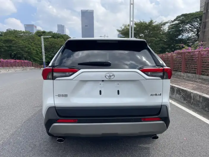 Toyota RAV4 2023 Model 2.0L CVT 2WD Fashion PLUS Edition – фото 6