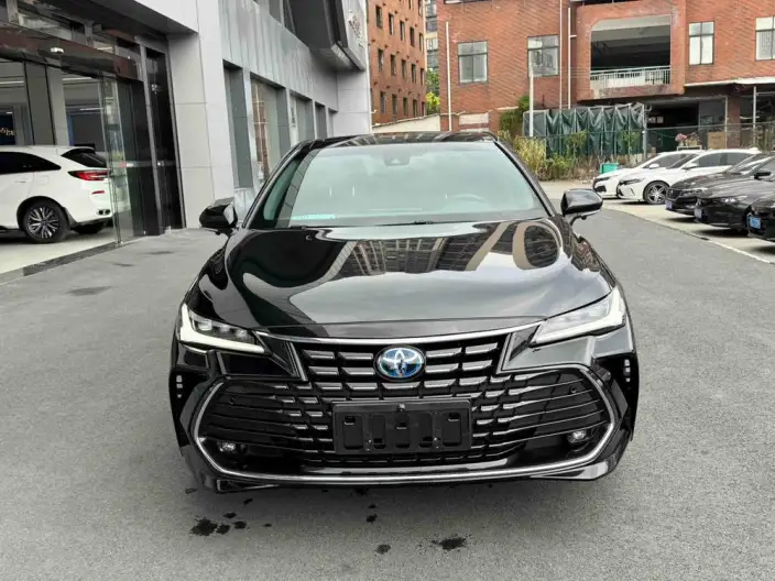 Toyota Avalon 2022 Model Hybrid 2.5L Deluxe Edition