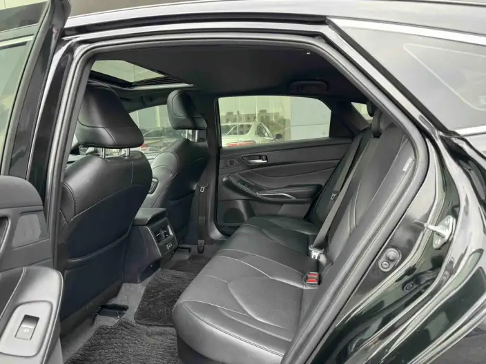 Toyota Avalon 2022 Model Hybrid 2.5L Deluxe Edition – фото 9