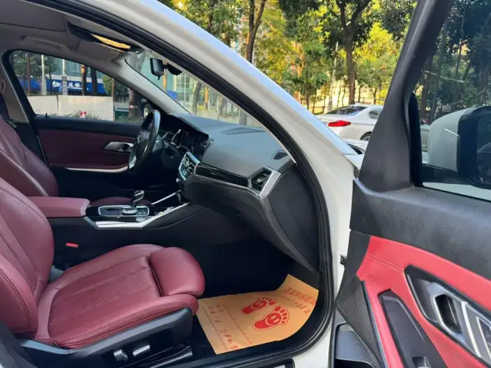 BMW 3 Series 2022 Model Facelift 320i Sports Set – фото 6