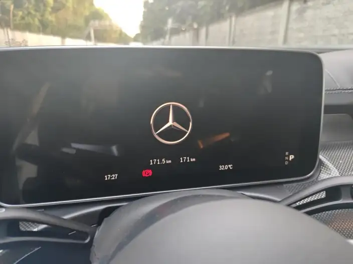 Mercedes-Benz C-Class 2026 Model C 260 L Sports sedan Classic Edition – фото 9