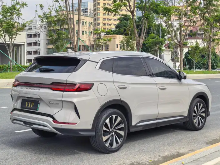 BYD Song PLUS DM 2023 Model DM-i Champion Edition 150KM Flagship PLUS 5G – фото 6