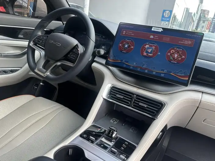 BYD Song PLUS DM 2023 Model DM-i Champion Edition 150KM Flagship PLUS 5G – фото 9