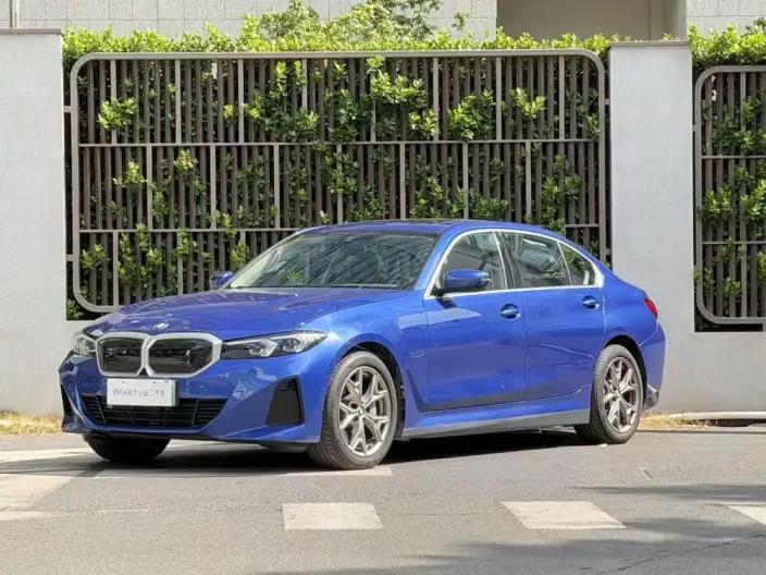 BMW i3 2022 Model eDrive35L
