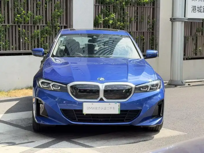 BMW i3 2022 Model eDrive35L