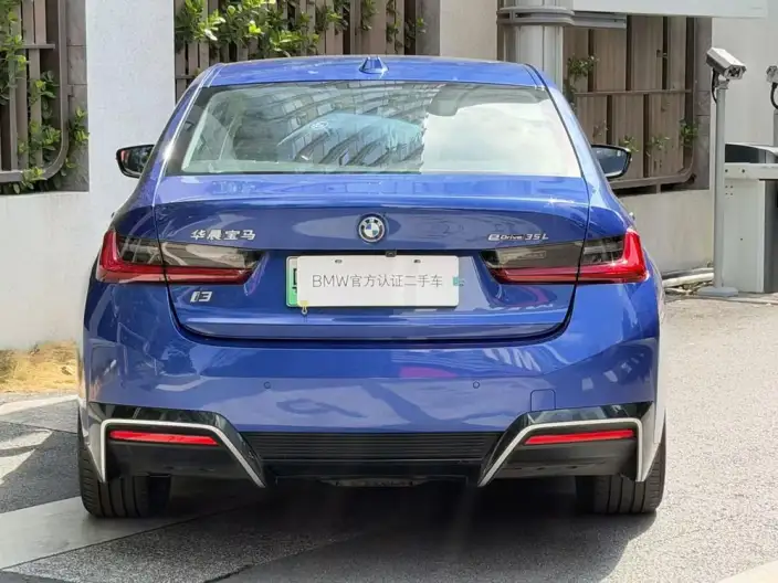 BMW i3 2022 Model eDrive35L
