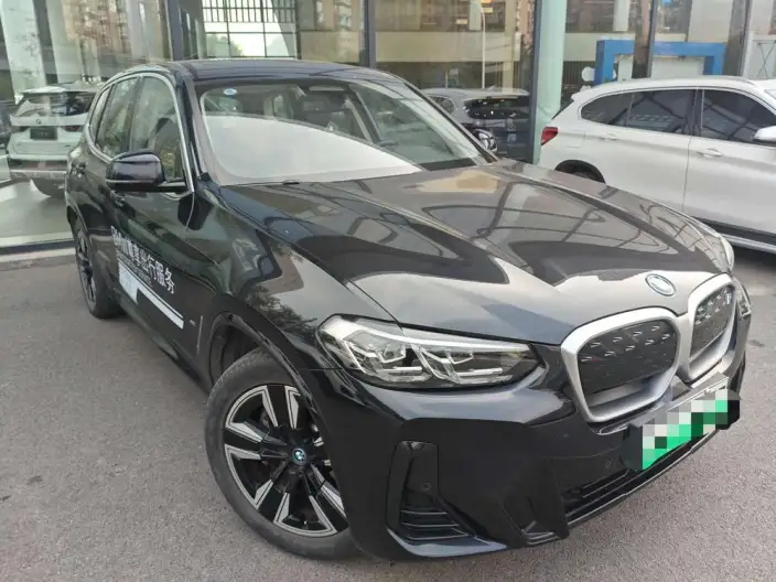 BMW iX3 2022 Model Leading Model