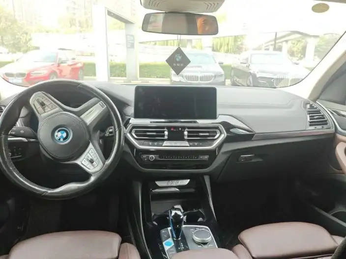 BMW iX3 2022 Model Leading Model – фото 6