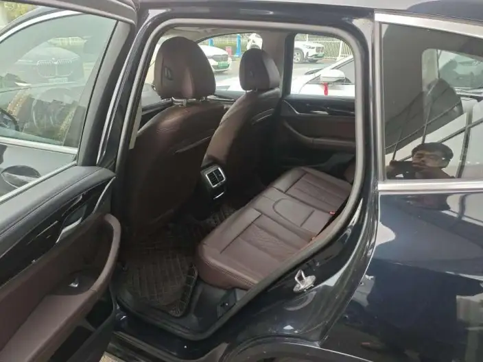 BMW iX3 2022 Model Leading Model – фото 9