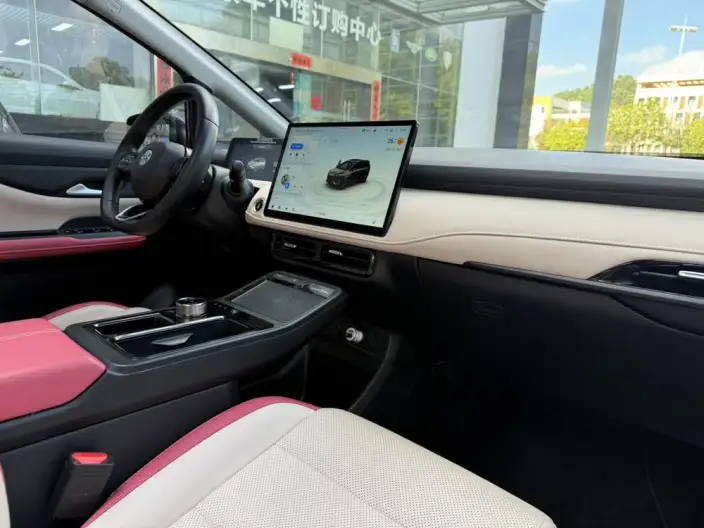 Hechuang Z03 2022 Model 620 Trendy Smart Edition 76.8kWh – фото 10