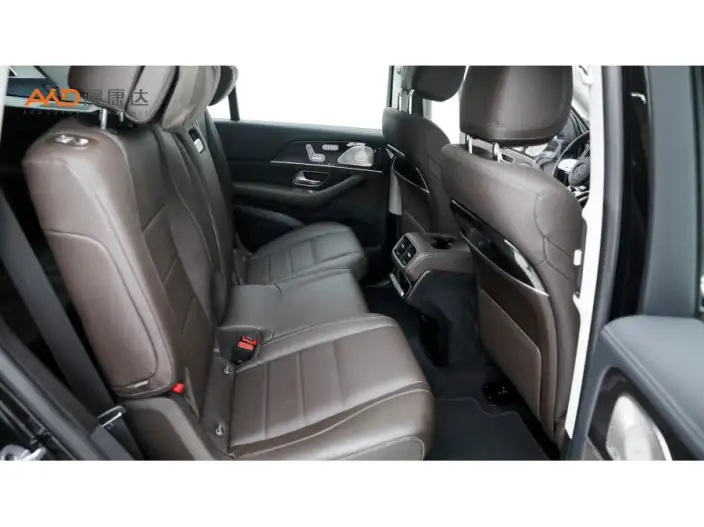 Mercedes-Benz GLS 2023 Model GLS 450 4MATIC Fashion Model – фото 8