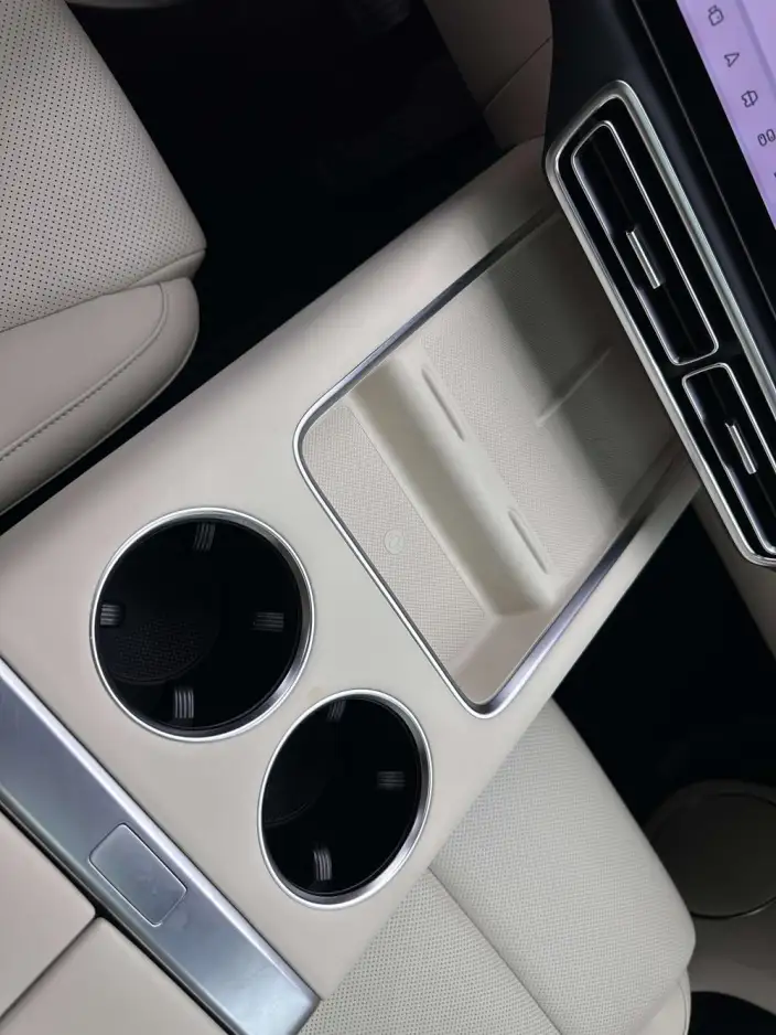 Li Auto L8 2023 Model Pro Edition – фото 12