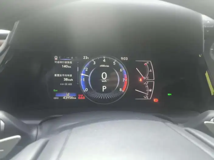 Lexus ES 2022 Model 200 Deluxe Edition – фото 10