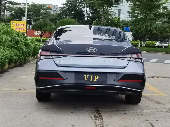 Hyundai Ioniq 2023 Model 1.5L CVT GLX Elite Edition – фото 5