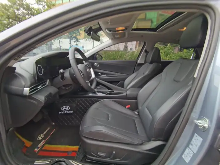 Hyundai Ioniq 2023 Model 1.5L CVT GLX Elite Edition – фото 8