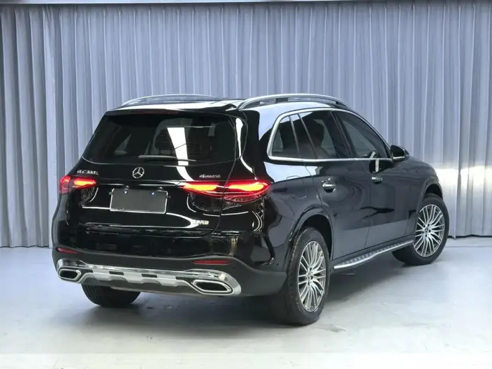 Mercedes-Benz GLC 2025 Model Facelift GLC 300 L 4MATIC Dynamic Model 5 seat – фото 6
