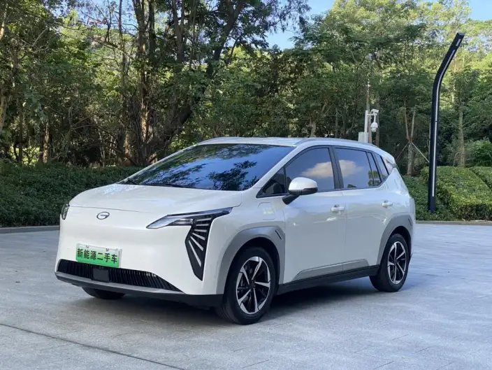 AION Y 2025 Model Plus 510 Lexiang Edition – фото 1