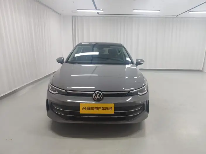 Volkswagen Golf 2026 Model 300TSI Pro – фото 2