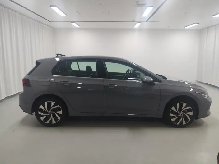 Volkswagen Golf 2026 Model 300TSI Pro – фото 8