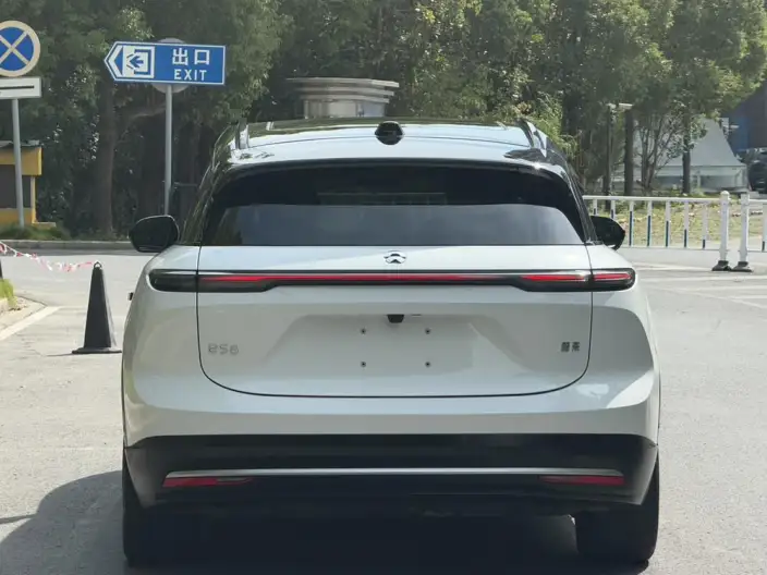 NIO ES6 2024 Model 75kWh – фото 6