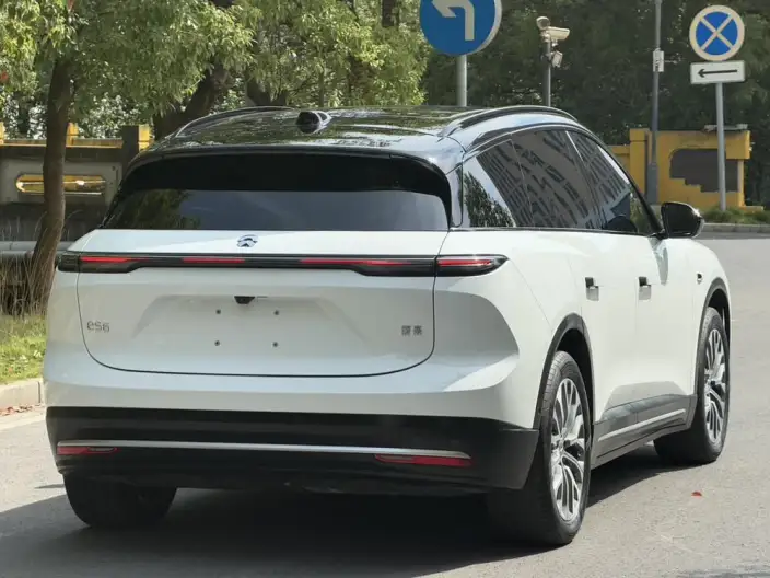 NIO ES6 2024 Model 75kWh – фото 7