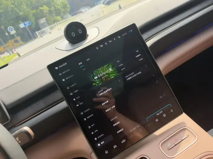 NIO ES6 2024 Model 75kWh – фото 10