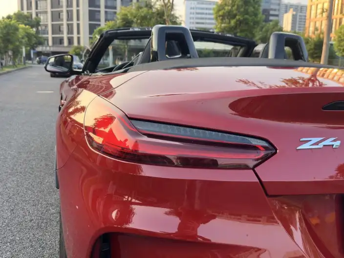 BMW Z4 2022 Model sDrive 25i M Sports Night Set – фото 9