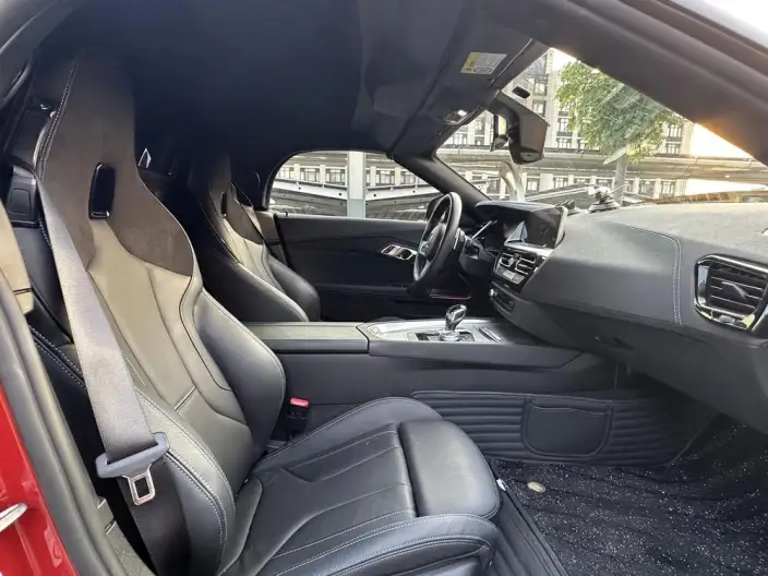 BMW Z4 2022 Model sDrive 25i M Sports Night Set – фото 10