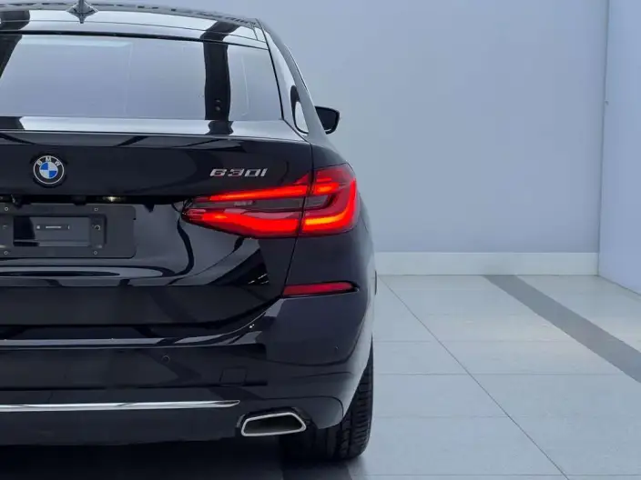 BMW 6 Series GT 2022 Model 630i Luxury Design Set – фото 5